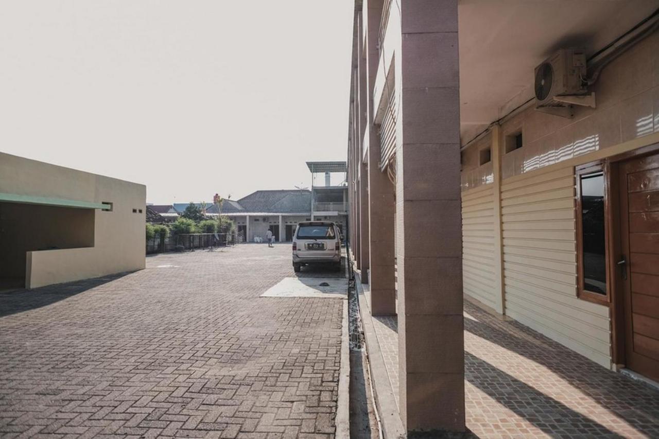 Hotel RedDoorz near RS Imanuel Lampung Bandar Lampung Exterior foto