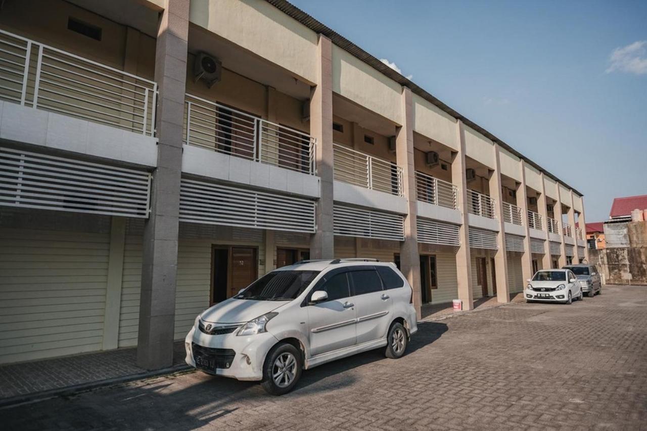 Hotel RedDoorz near RS Imanuel Lampung Bandar Lampung Exterior foto