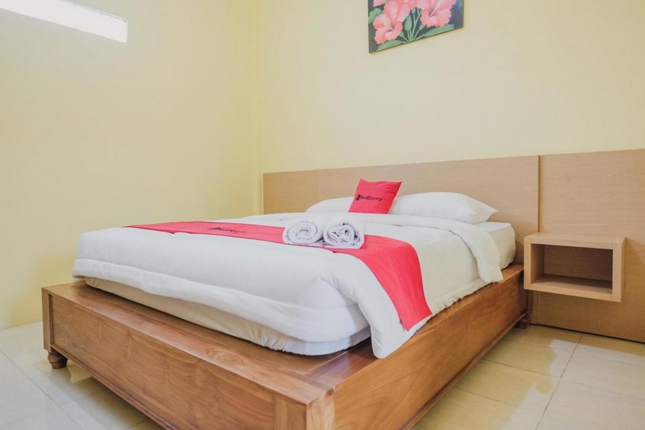 Hotel RedDoorz near RS Imanuel Lampung Bandar Lampung Exterior foto