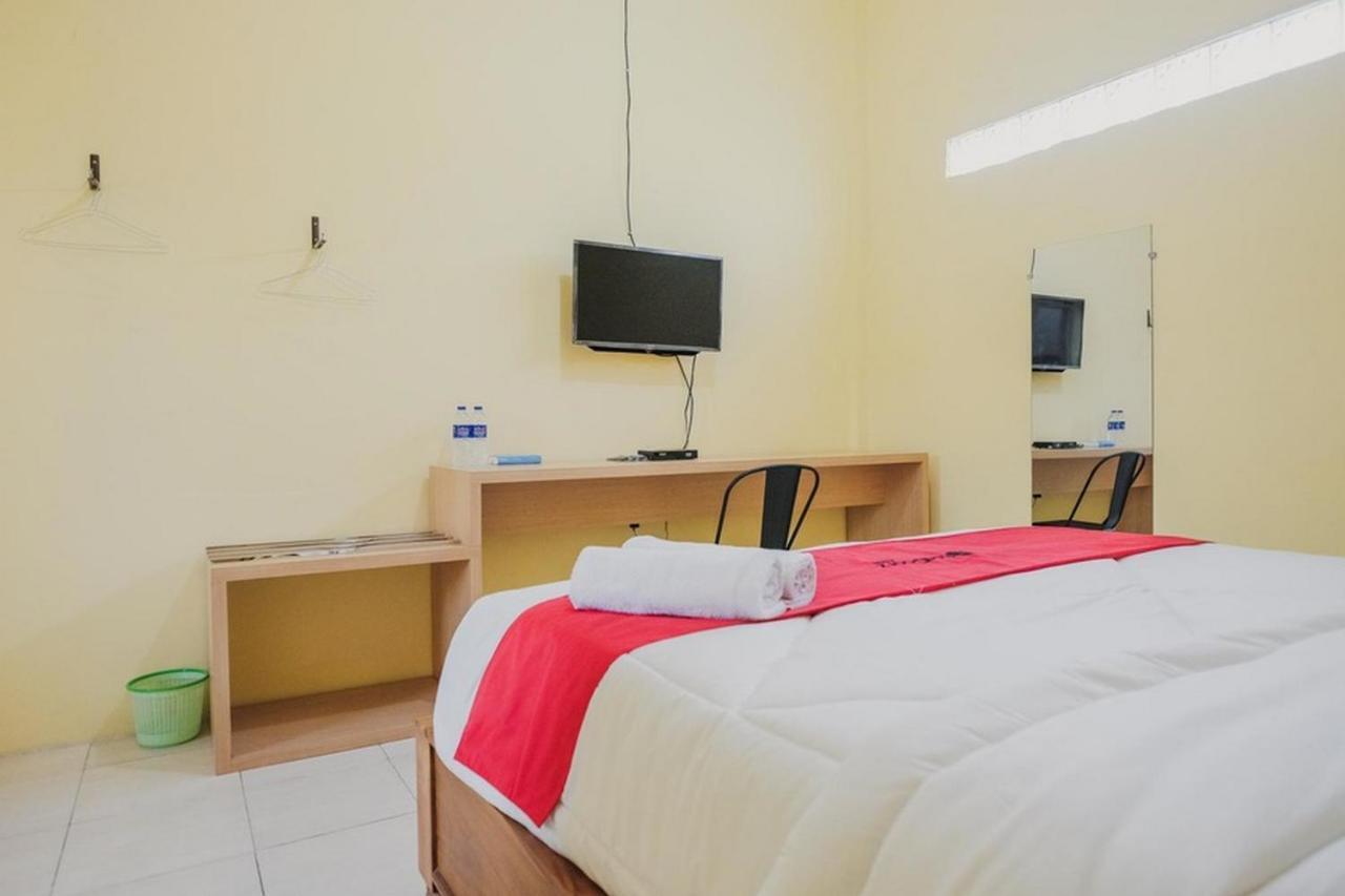 Hotel RedDoorz near RS Imanuel Lampung Bandar Lampung Exterior foto