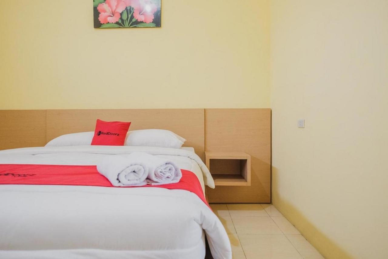Hotel RedDoorz near RS Imanuel Lampung Bandar Lampung Exterior foto